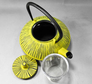 Cast Iron Tea Kettle Teapot with Infuser in Yellow 800mL