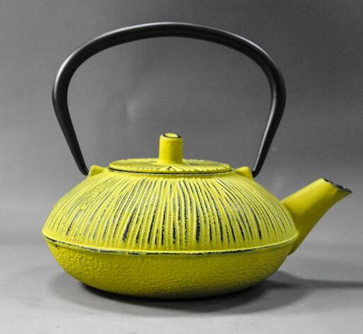 Cast Iron Tea Kettle Teapot with Infuser in Yellow 800mL