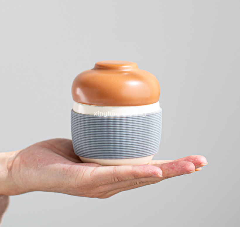 Travel Ceramic Tea Set Cute Pine Cone Portable Kungfu Tea Set for Travel Office Home
