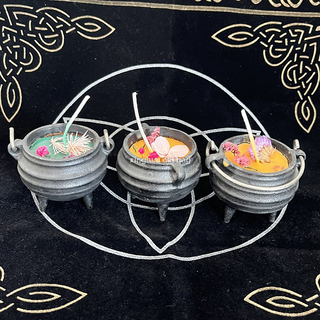 Mini Cute Handmade Scented Candle Cast Iron Cauldron Fragrant Candle Jar Holder