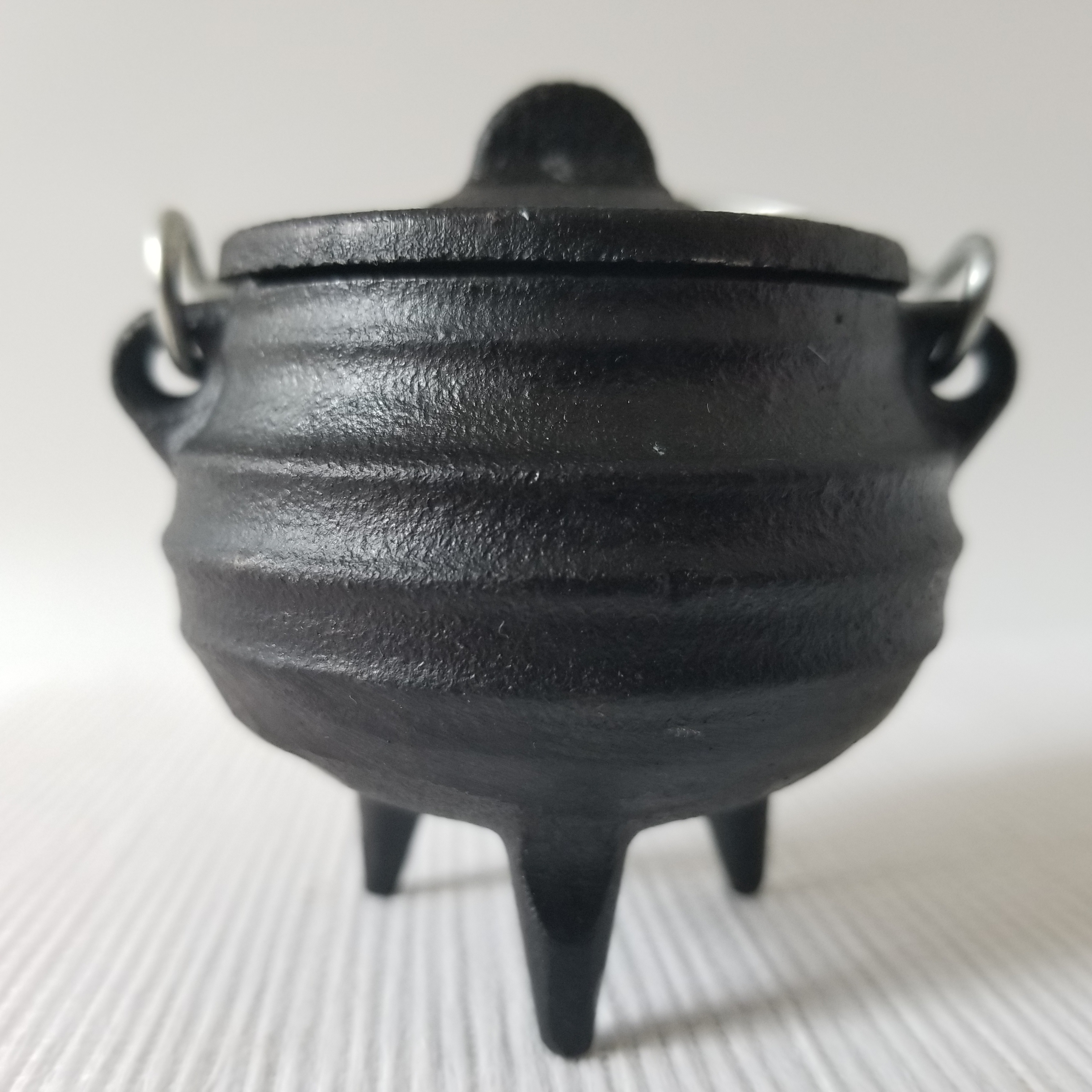 Mini Ribbed Cast Iron Cauldron Cute Witch Cauldron Wicca Pot
